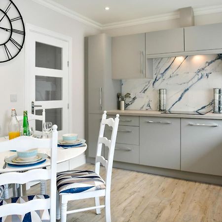 Pass The Keys Newly Refurbished Modern Bungalow - Pets Welcome Villa Swansea Luaran gambar