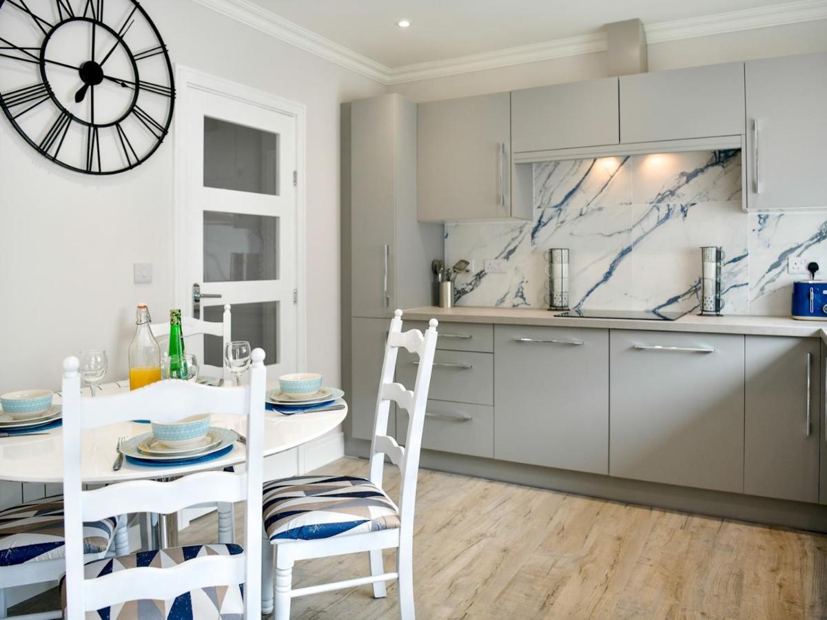Pass The Keys Newly Refurbished Modern Bungalow - Pets Welcome Villa Swansea Luaran gambar